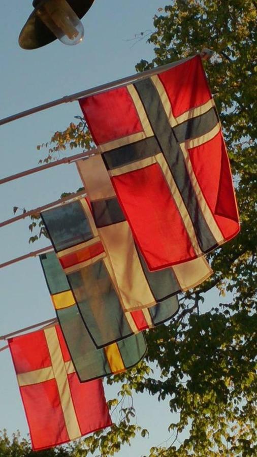 Hamburgoe Gamla Skola Hostel Hamburgsund Ngoại thất bức ảnh